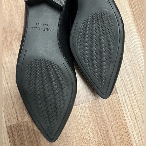 Like new Cole Haan pointed toe loafer - Picture 4 of 4